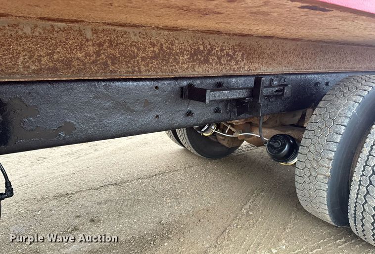 image for item LO9488 1999 Mack RD690S dump truck