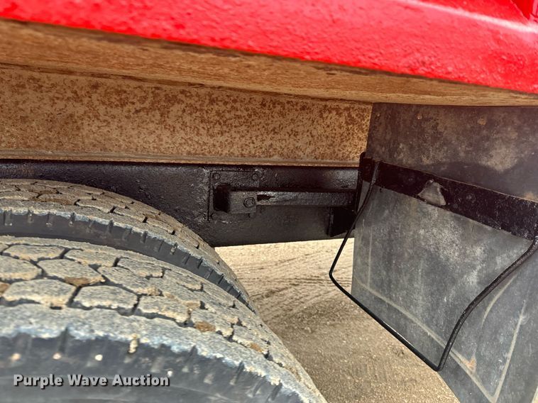 image for item LO9488 1999 Mack RD690S dump truck