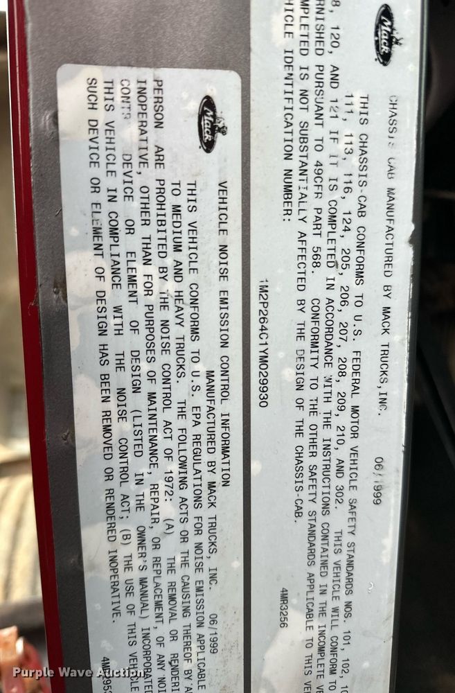 image for item LO9488 1999 Mack RD690S dump truck