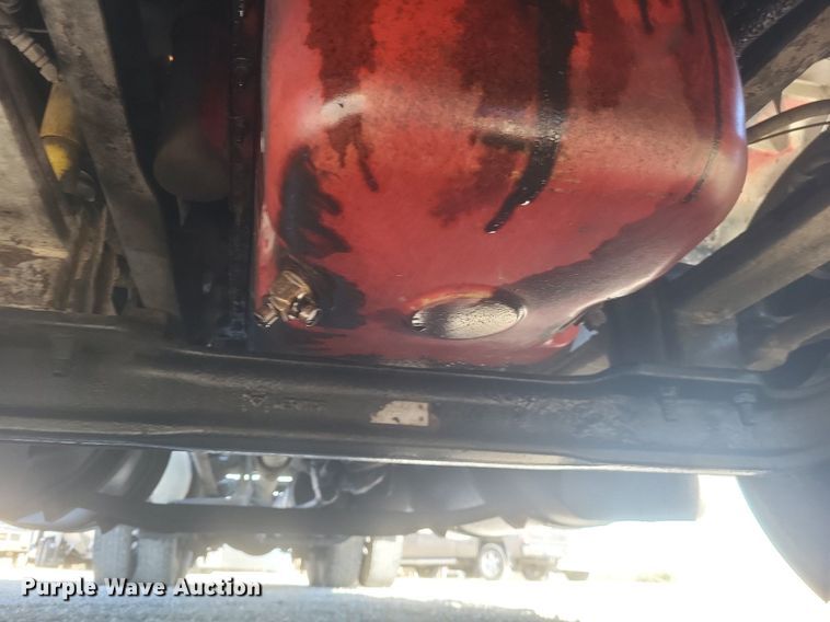 image for item MI9961 2007 International 9400i semi truck