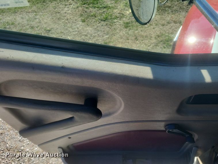 image for item MI9961 2007 International 9400i semi truck