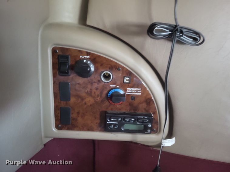 image for item MI9961 2007 International 9400i semi truck