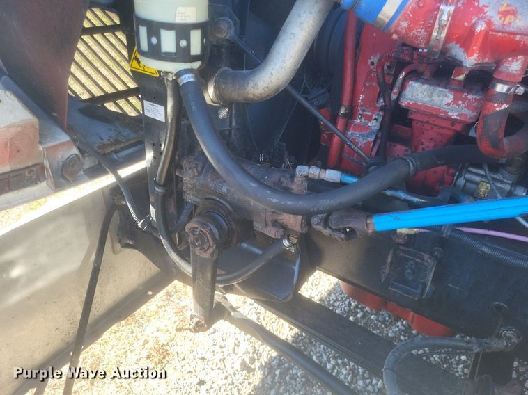 image for item MI9961 2007 International 9400i semi truck