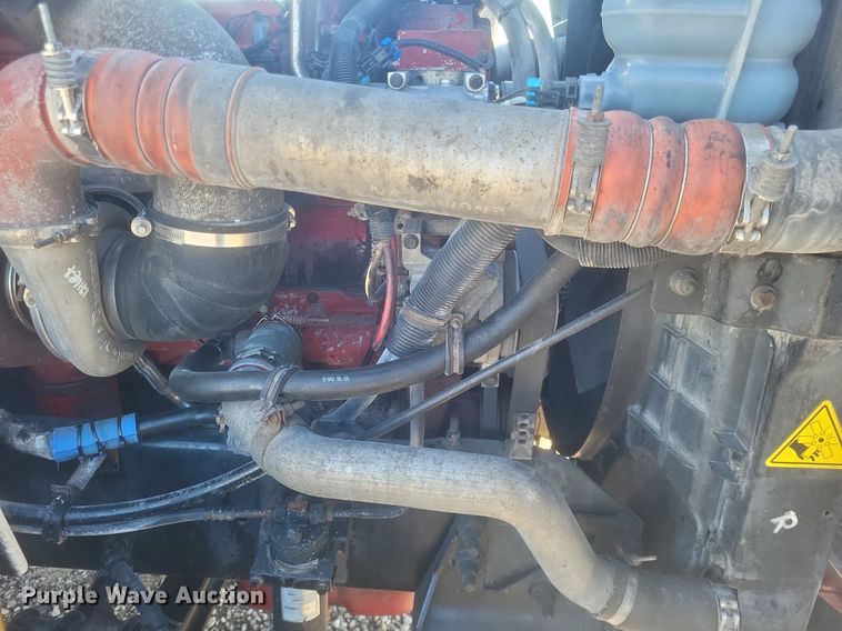 image for item MI9961 2007 International 9400i semi truck