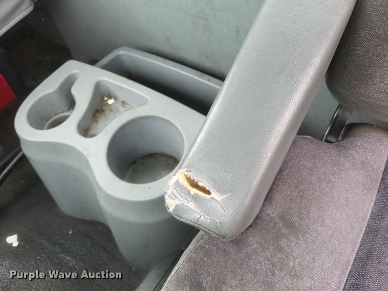 image for item MJ9004 2007 International 8600 semi truck