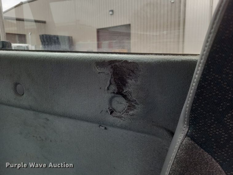 image for item MJ9004 2007 International 8600 semi truck