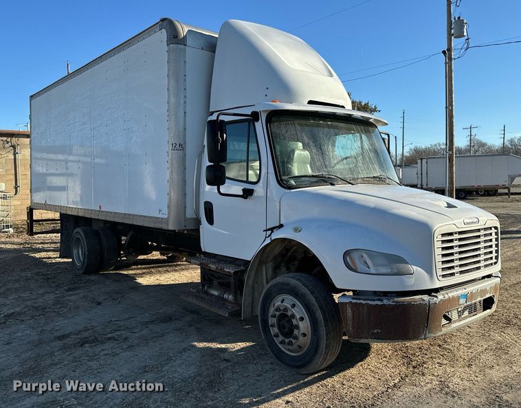 image for item NF9332 2017 Freightliner  Business Class M2 box truck