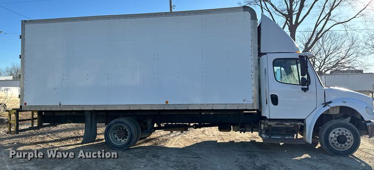 image for item NF9332 2017 Freightliner  Business Class M2 box truck