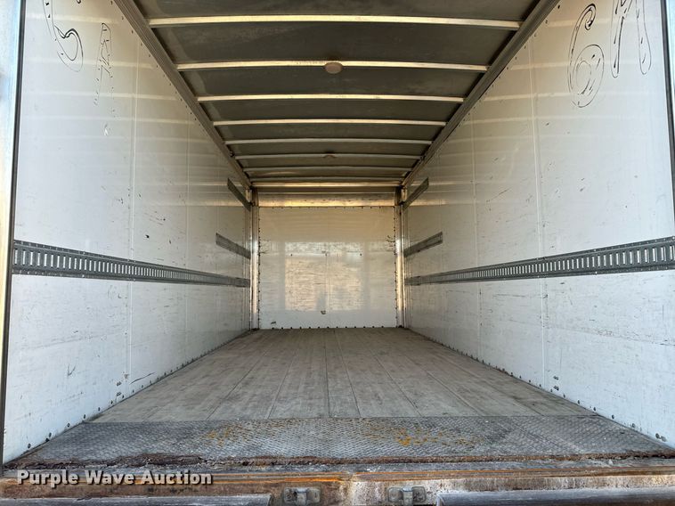 image for item NF9332 2017 Freightliner  Business Class M2 box truck