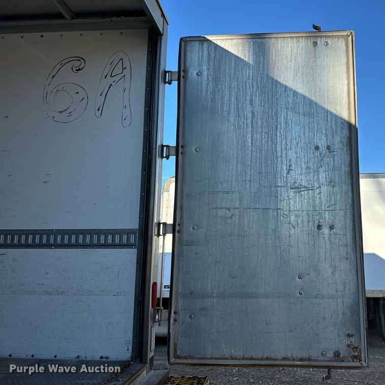 image for item NF9332 2017 Freightliner  Business Class M2 box truck