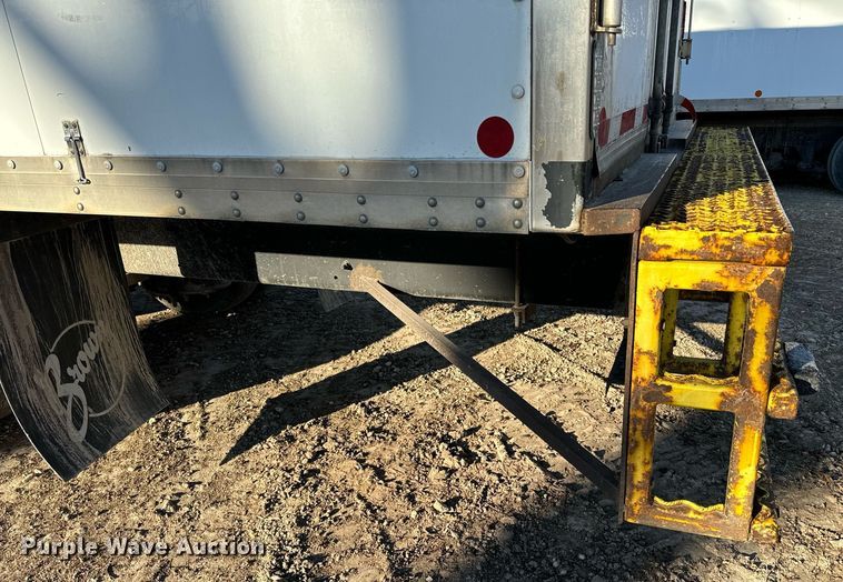 image for item NF9332 2017 Freightliner  Business Class M2 box truck