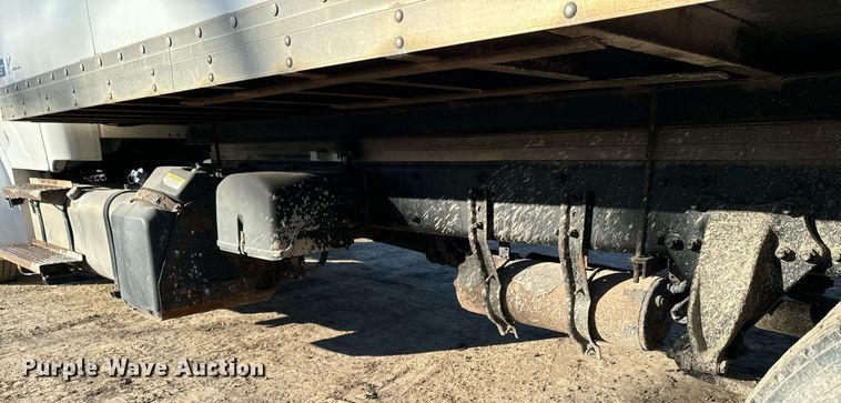 image for item NF9332 2017 Freightliner  Business Class M2 box truck