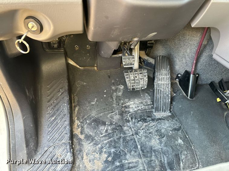 image for item NF9332 2017 Freightliner  Business Class M2 box truck