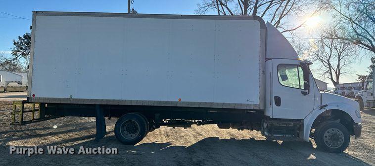 image for item NF9333 2017 Freightliner  Business Class M2 box truck