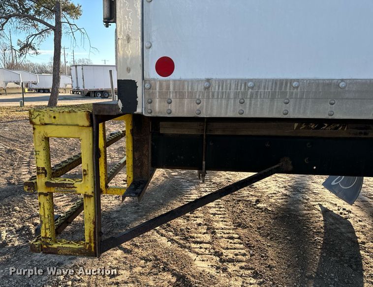 image for item NF9333 2017 Freightliner  Business Class M2 box truck