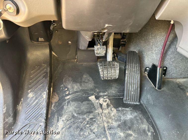 image for item NF9333 2017 Freightliner  Business Class M2 box truck