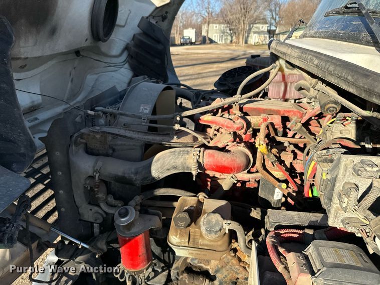 image for item NF9333 2017 Freightliner  Business Class M2 box truck