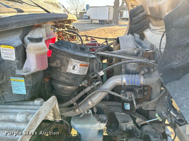 image for item NF9333 2017 Freightliner  Business Class M2 box truck