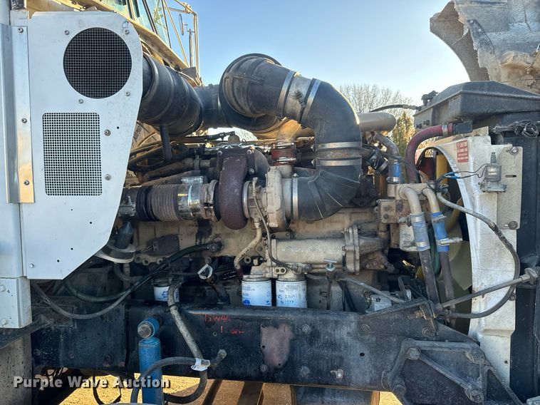 image for item NF9347 1987 Kenworth  T600 semi truck