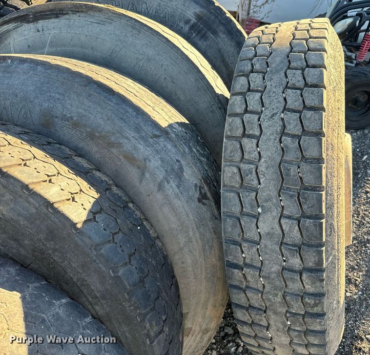 image for item NF9349 Tires and wheels