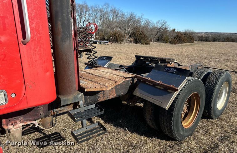 image for item NF9350 1980 GMC General semi truck