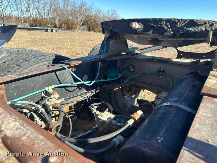 image for item NF9350 1980 GMC General semi truck