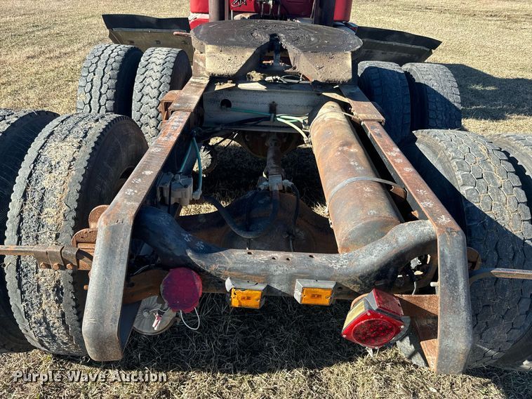 image for item NF9350 1980 GMC General semi truck