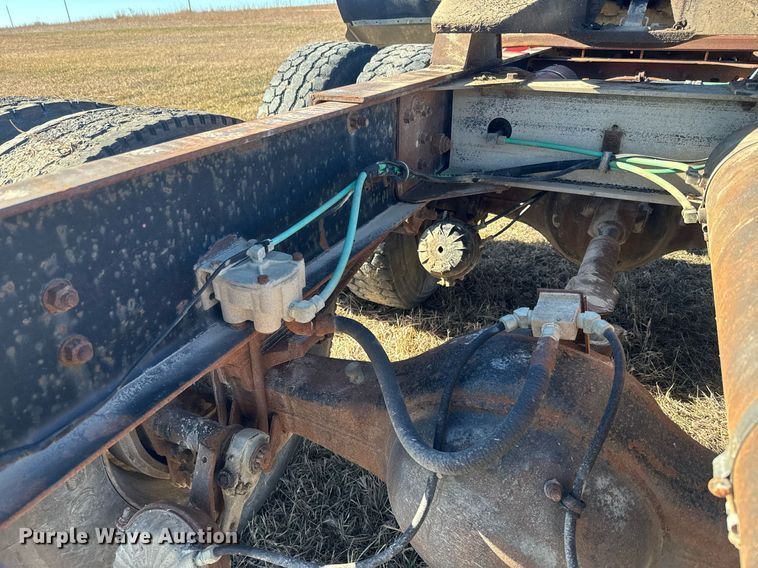 image for item NF9350 1980 GMC General semi truck