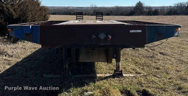 image for item NF9351 1985 Utility  drop deck trailer