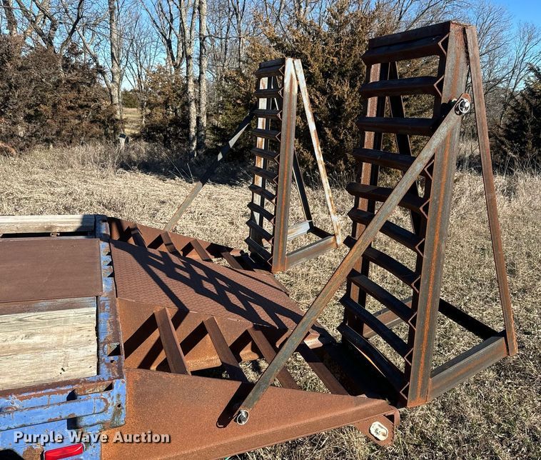 image for item NF9351 1985 Utility  drop deck trailer