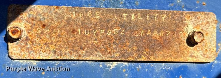 image for item NF9351 1985 Utility  drop deck trailer