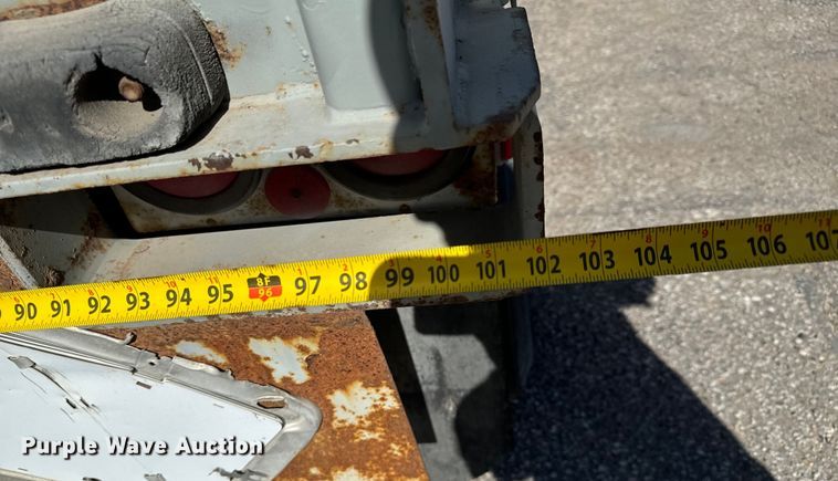 image for item NI9678 1996 Fruehauf  FBB-9-1.5-NF1 28W dry van trailer