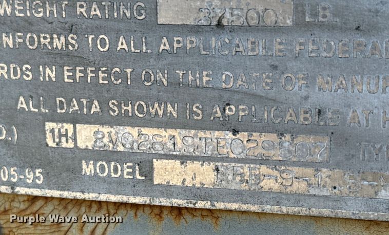 image for item NI9678 1996 Fruehauf  FBB-9-1.5-NF1 28W dry van trailer