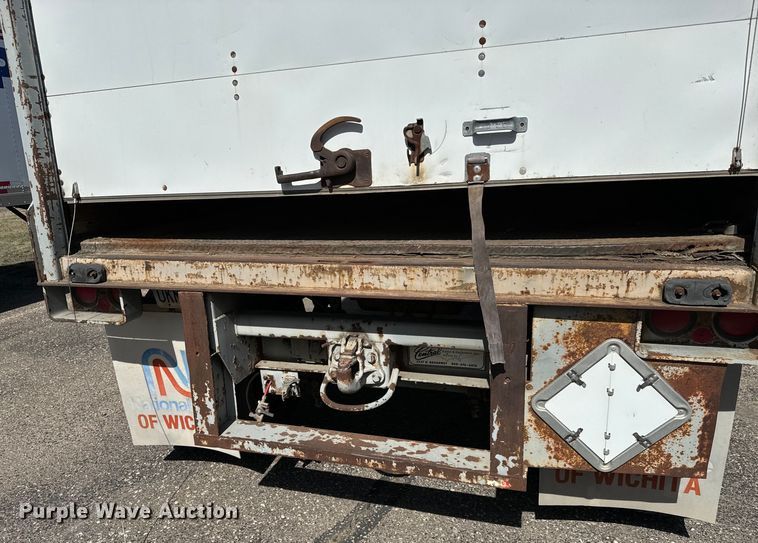 image for item NI9681 1996 Fruehauf  FBB-9-1.5-NF1 28W dry van trailer