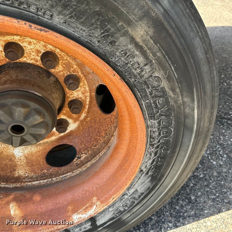 image for item NI9681 1996 Fruehauf  FBB-9-1.5-NF1 28W dry van trailer