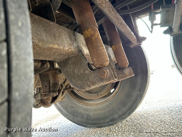 image for item NI9683 2006 Lufkin TFV-CL-110 dry van trailer