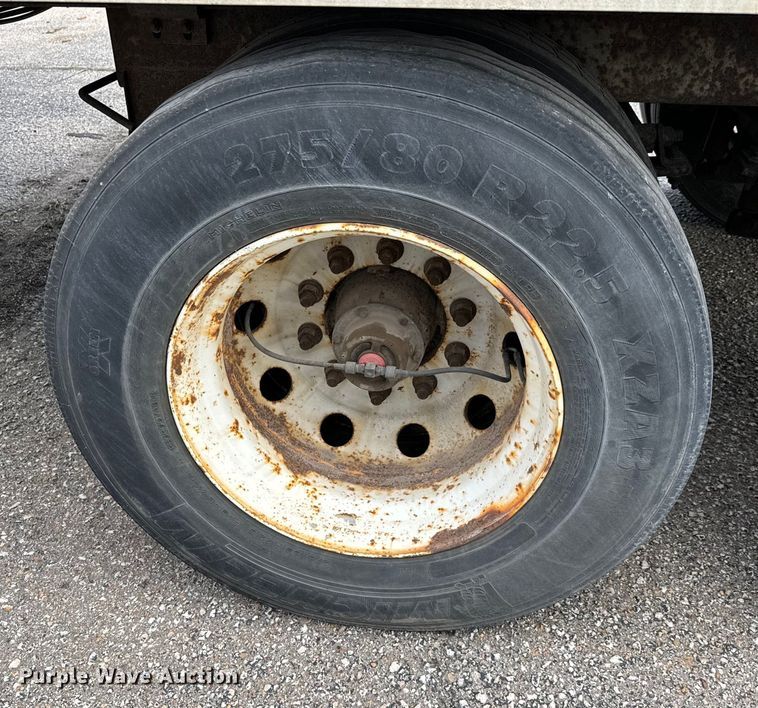 image for item NI9683 2006 Lufkin TFV-CL-110 dry van trailer