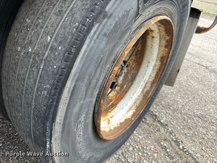 image for item NI9683 2006 Lufkin TFV-CL-110 dry van trailer