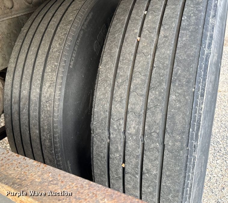 image for item NI9683 2006 Lufkin TFV-CL-110 dry van trailer