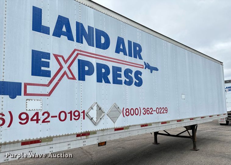 image for item NI9686 2002 Trailmobile  dry van trailer