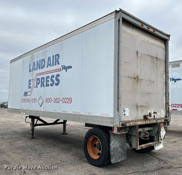 image for item NI9687 1996 Fruehauf  FBB-9-1.5-NF1 28W dry van trailer