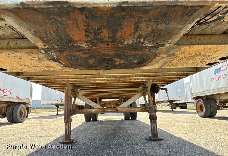 image for item NI9687 1996 Fruehauf  FBB-9-1.5-NF1 28W dry van trailer