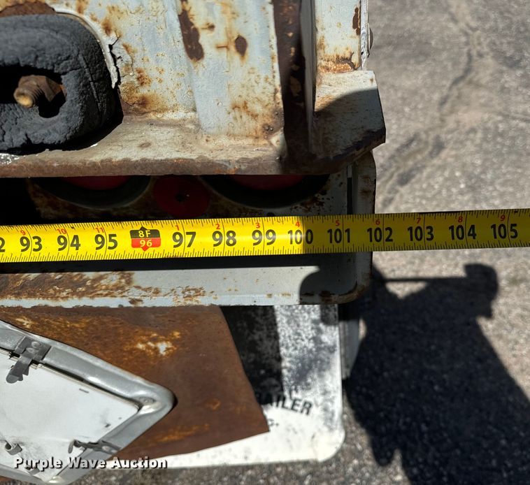 image for item NI9687 1996 Fruehauf  FBB-9-1.5-NF1 28W dry van trailer