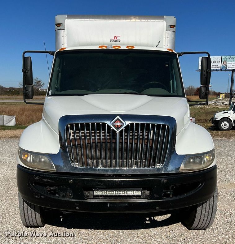 image for item NM9021 2015 International DuraStar 4300 box truck