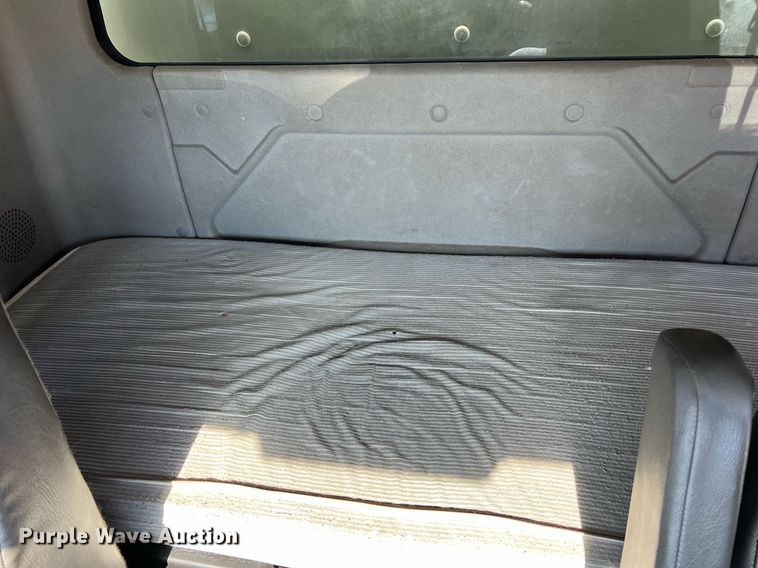 image for item NM9021 2015 International DuraStar 4300 box truck