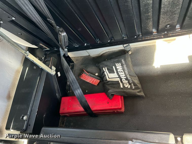 image for item NM9021 2015 International DuraStar 4300 box truck