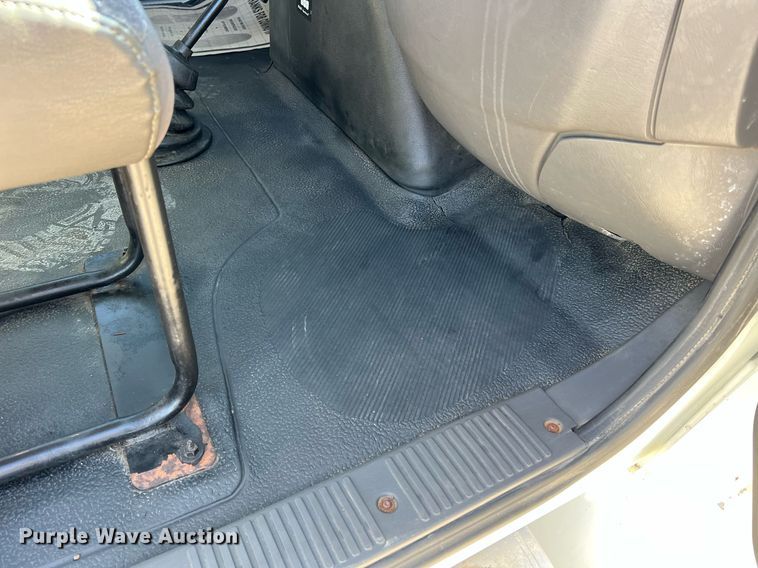 image for item NM9021 2015 International DuraStar 4300 box truck