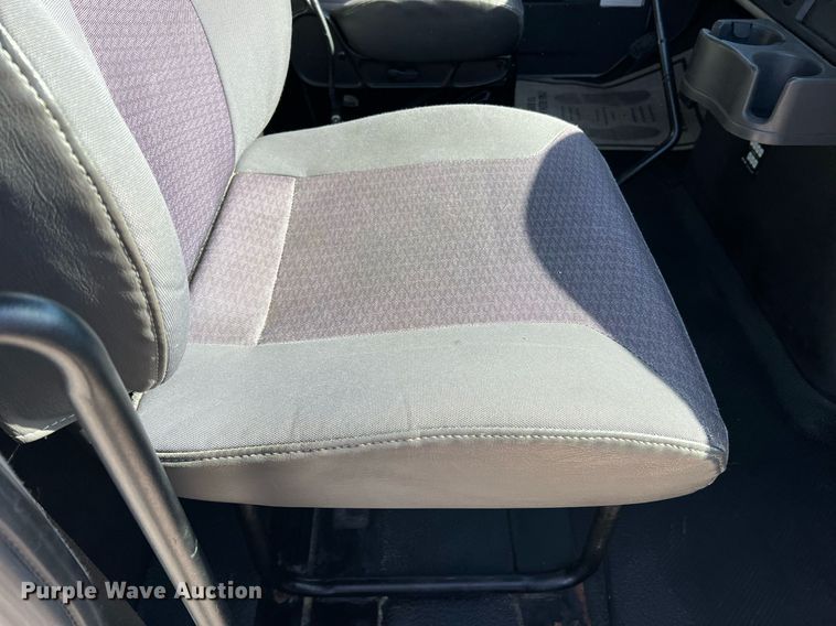 image for item NM9021 2015 International DuraStar 4300 box truck