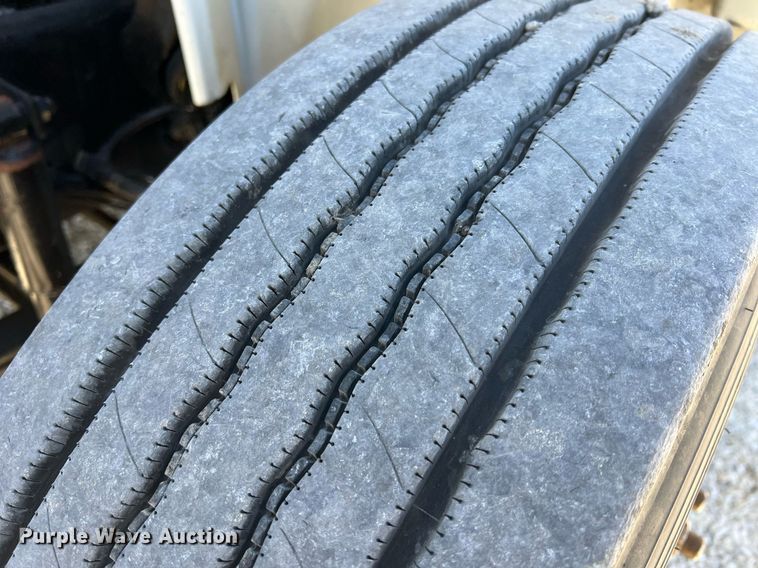 image for item NM9021 2015 International DuraStar 4300 box truck