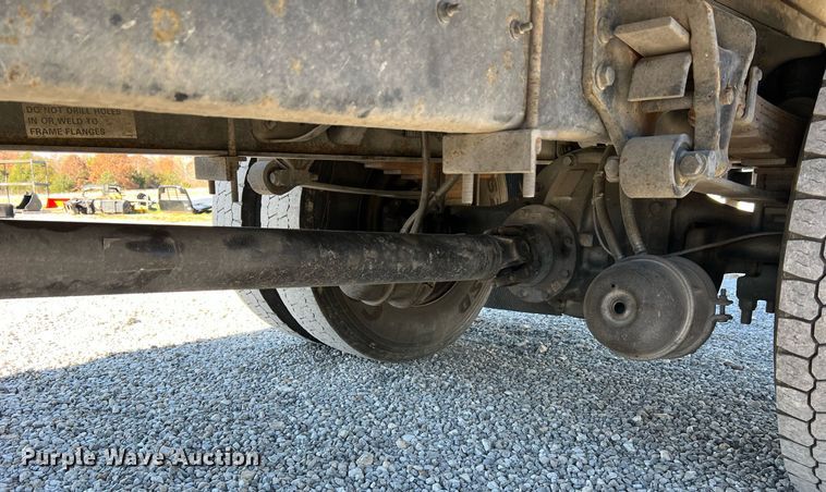 image for item NM9022 2015 International Durastar 4300 box truck